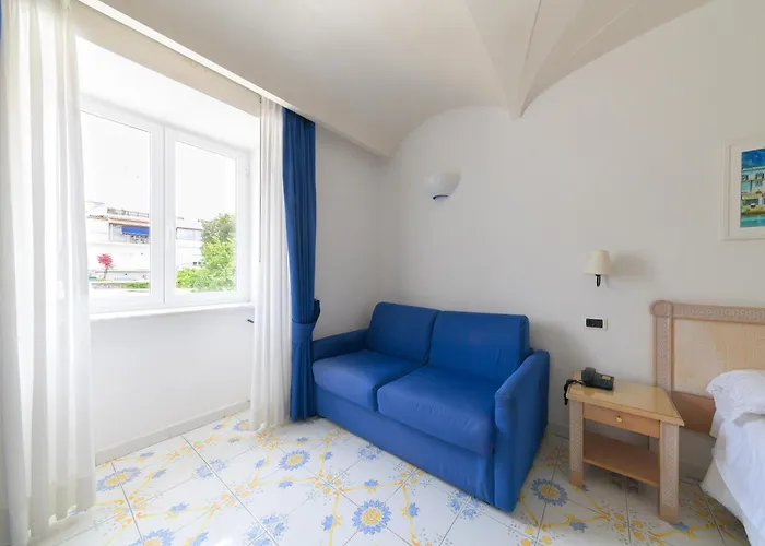 Oriente & Отель