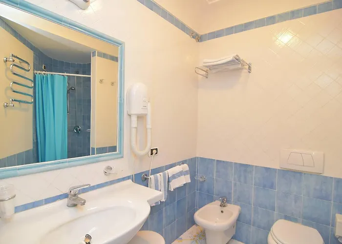 Oriente & Отель Искья