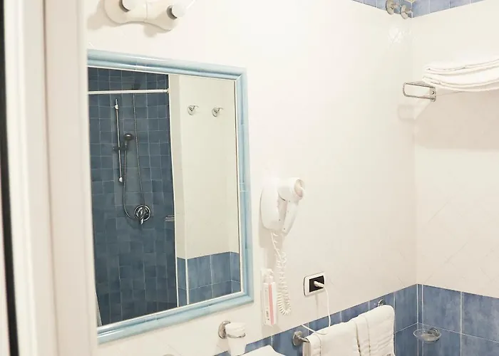 Oriente & Отель *