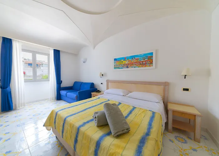 Oriente & Отель *